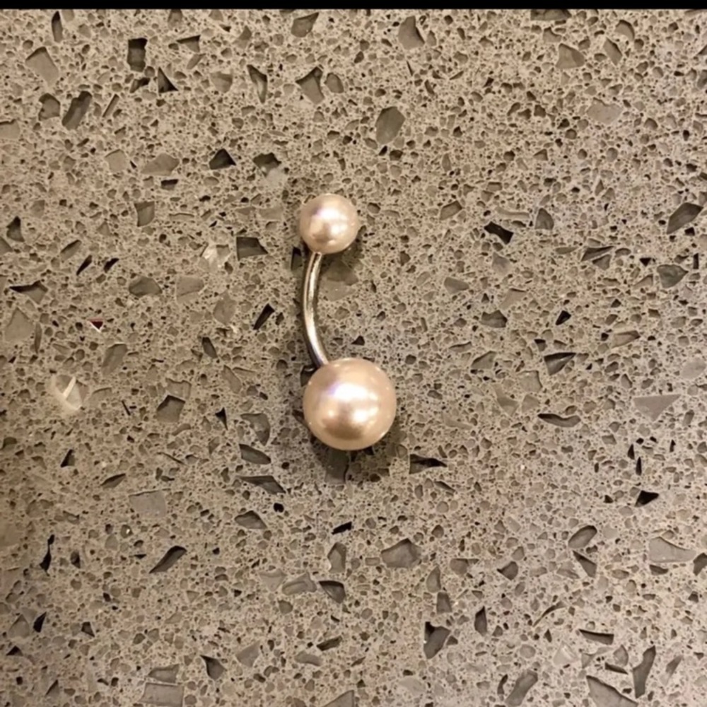 Belly button ring